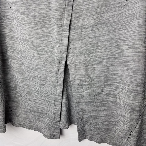 *SOLD* Athleta Heathered Gray Sleeveless Top Large - Picture 5 of 8